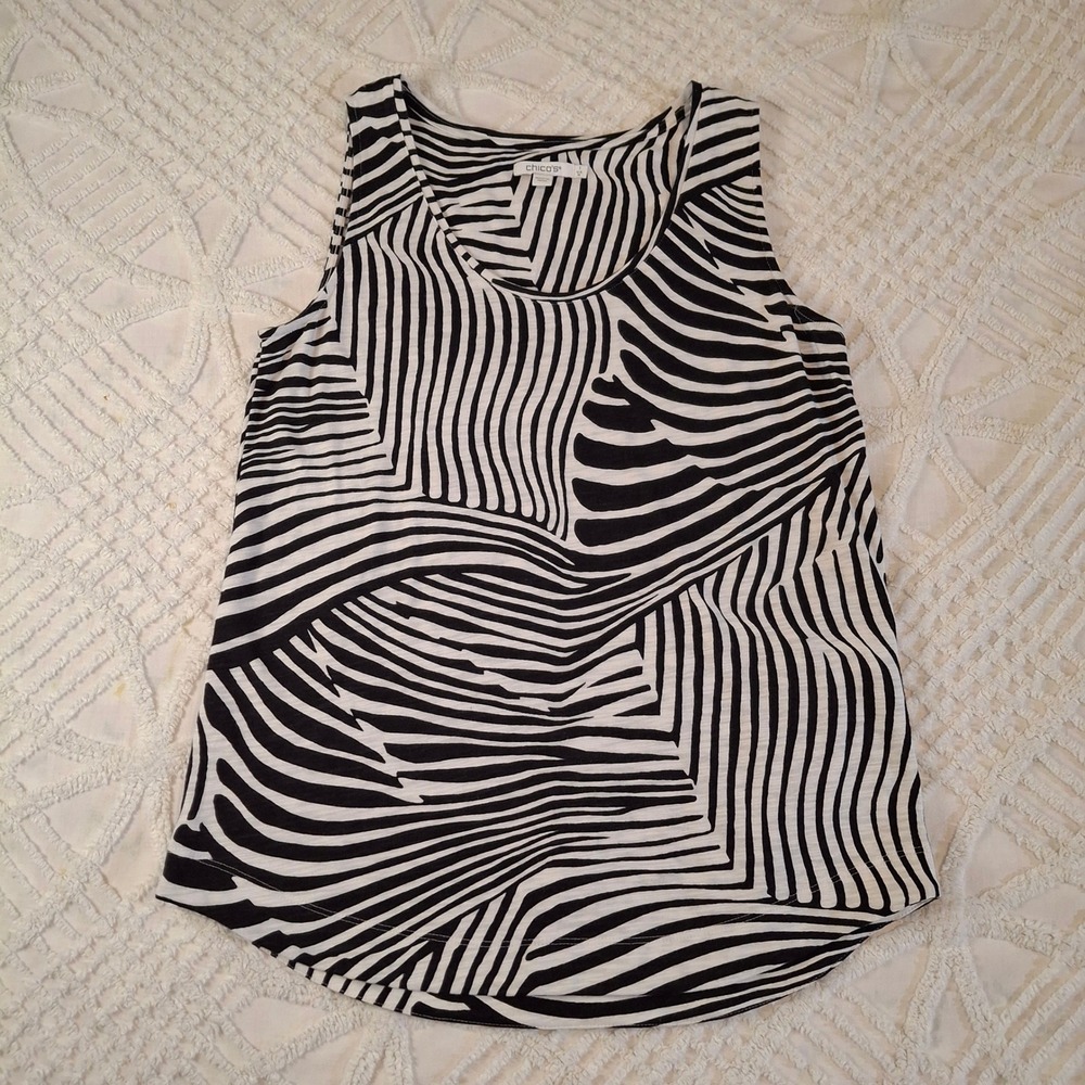Chico's Womens Medium Tank Top Black White Abstract Geometric Stripe Sleeveless